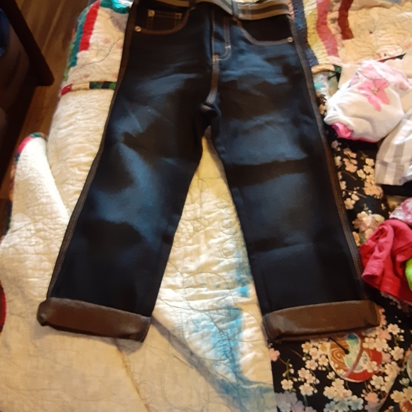 Jeans with belt - Picture 1 of 1